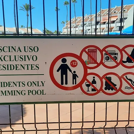 Ziocarlo/las Americas Apartahotel